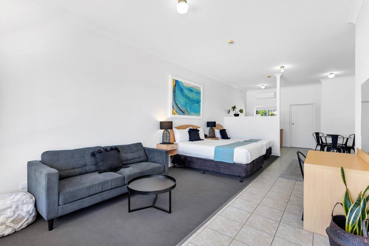 Port Noarlunga Coast Motel And Apartments מראה חיצוני תמונה