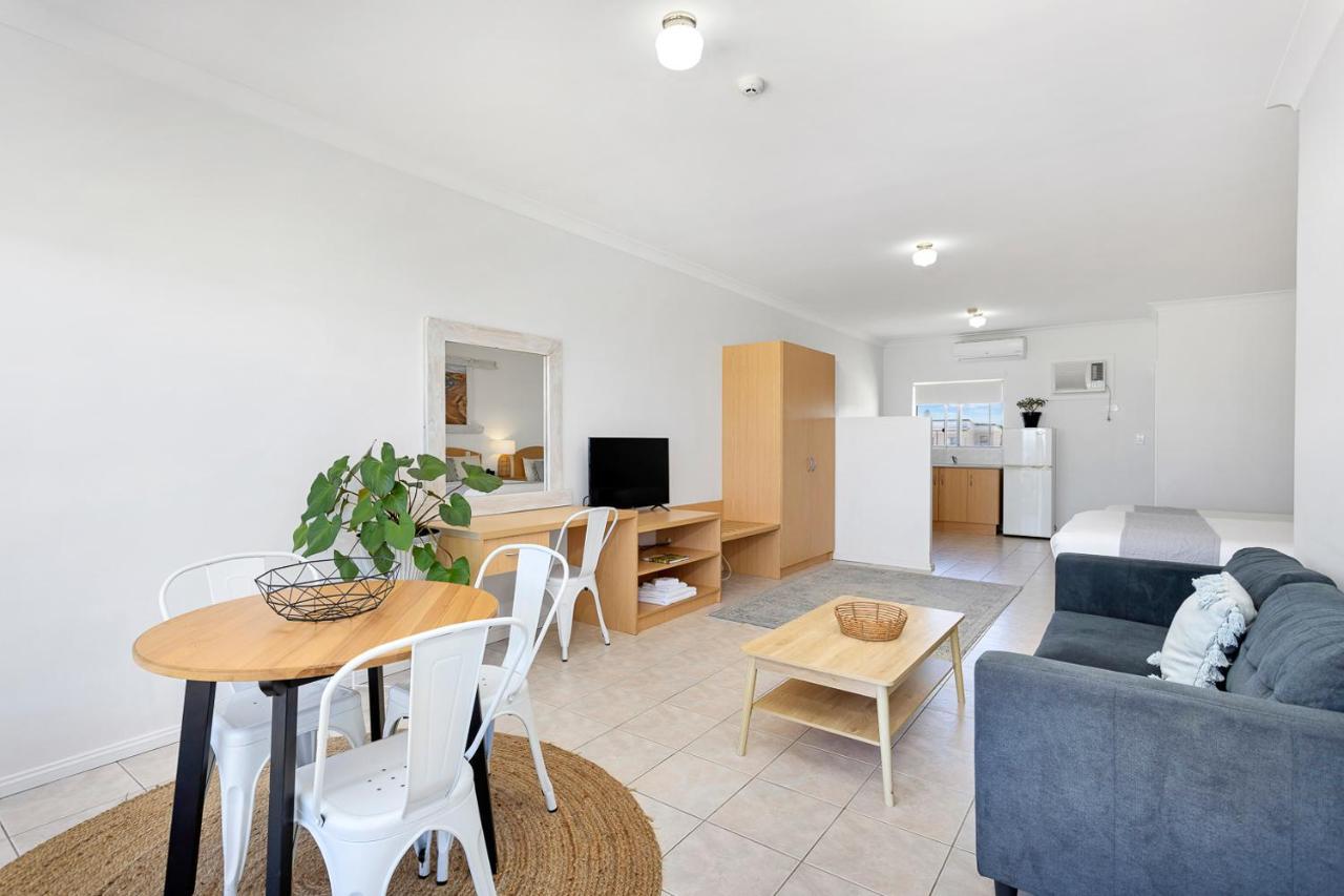Port Noarlunga Coast Motel And Apartments מראה חיצוני תמונה