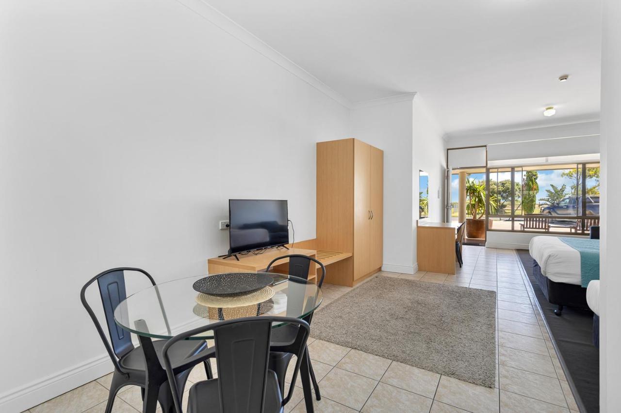 Port Noarlunga Coast Motel And Apartments מראה חיצוני תמונה