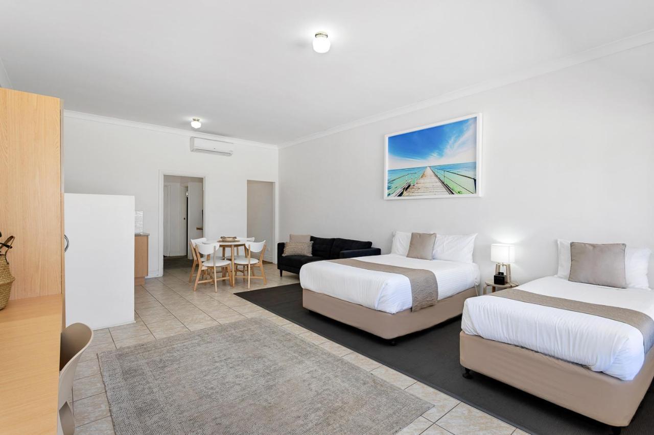 Port Noarlunga Coast Motel And Apartments מראה חיצוני תמונה